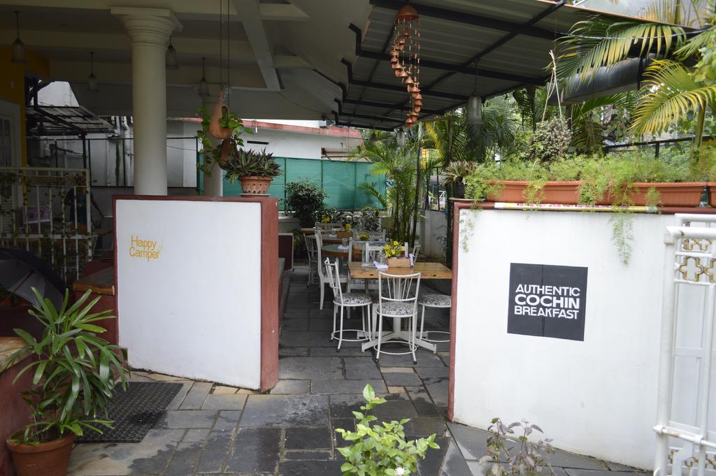 Happy Camper Hostel Kochi Luaran gambar